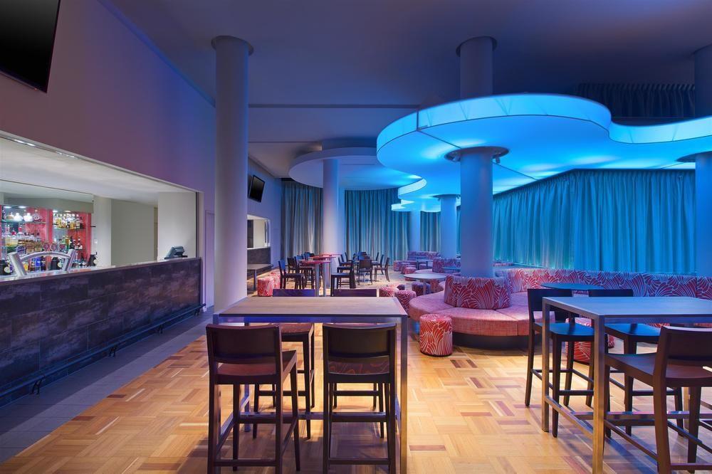 Four Points By Sheraton Perth Exterior photo